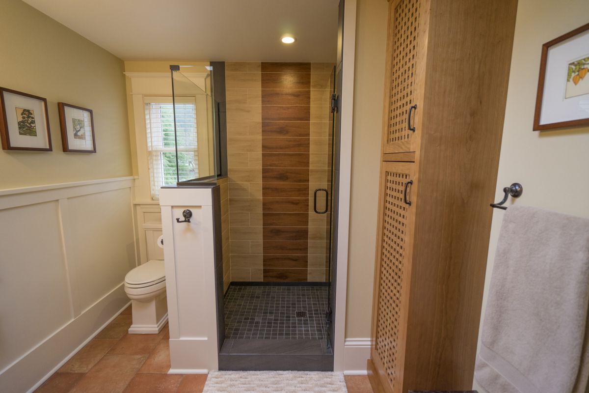 Farmhouse Bathroom Remodel